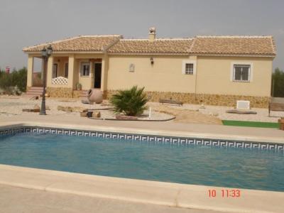 Villa For rent in El Realengo, Alicante, Spain